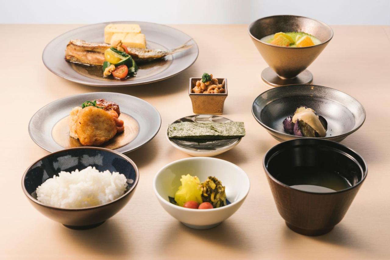 โฮเต็ล ยาเอโนมิโดริ โรงแรม 4*